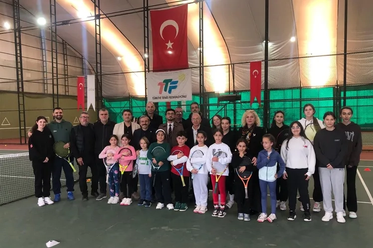 Yalova Tenis Kulübü Tehlikede: Osman Kendir'den Kritik Ziyaret ve Açıklamalar