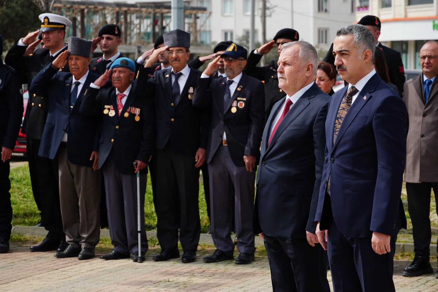 Armutlu'da 18 Mart Çanakkale Zaferi Törenleri | Şehitler Anıldı