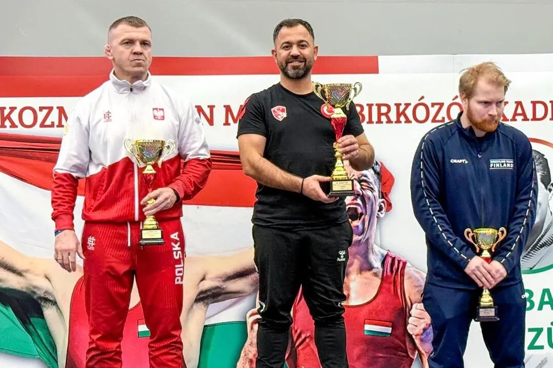 Nil Aktaş Macaristan'da Altın Madalya Kazandı | U20 Güreş Şampiyonu