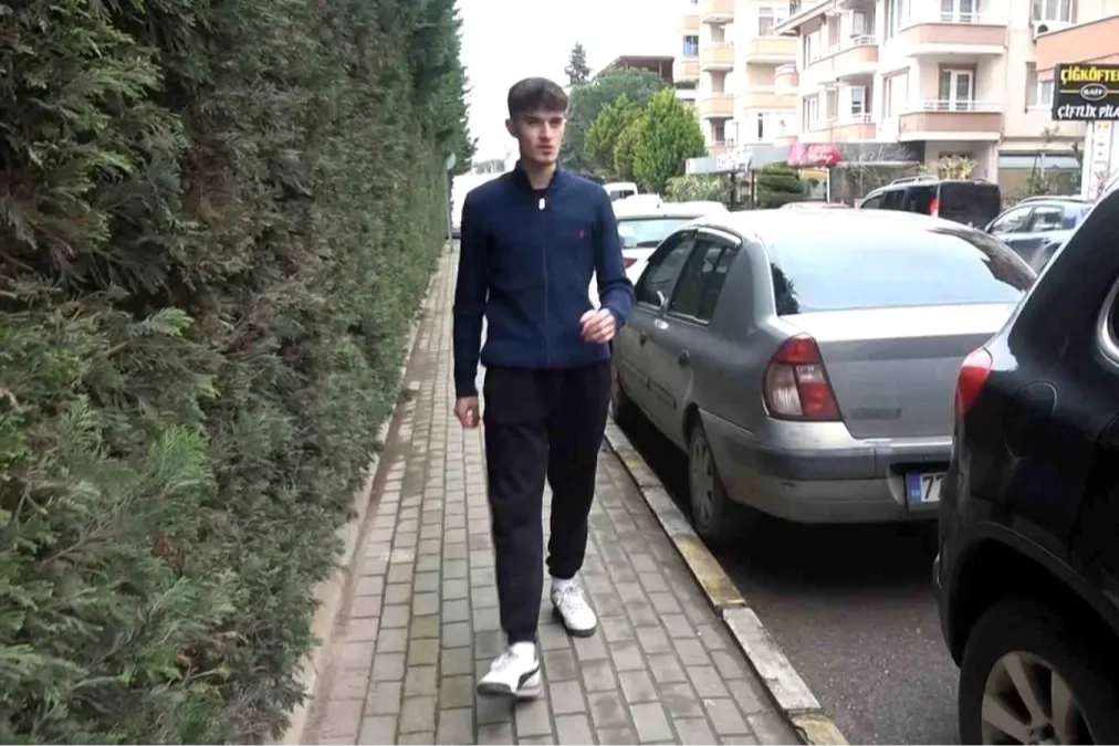 Yalova'da 18 Yaşındaki Genç Kaçırılıp Gasp Edildi! Polis Soruşturma Başlattı