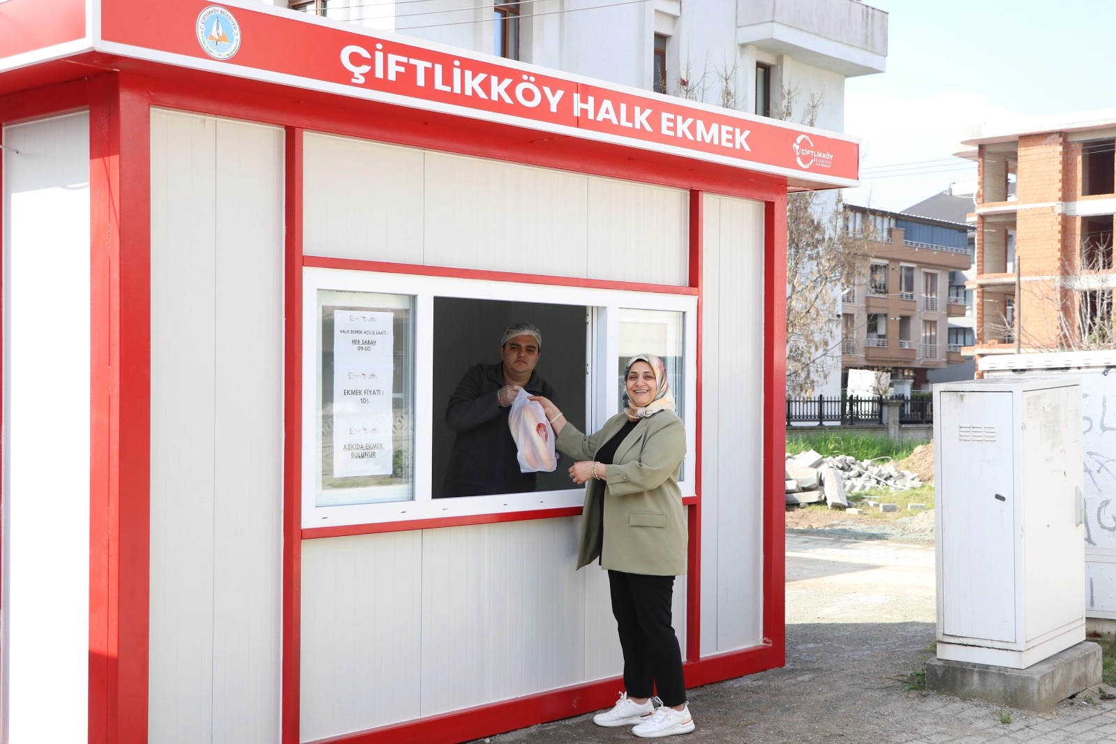 Çiftlikköy'de Halk Ekmek Satış Noktaları 3'e Çıktı | Yeni Büfe Açıldı