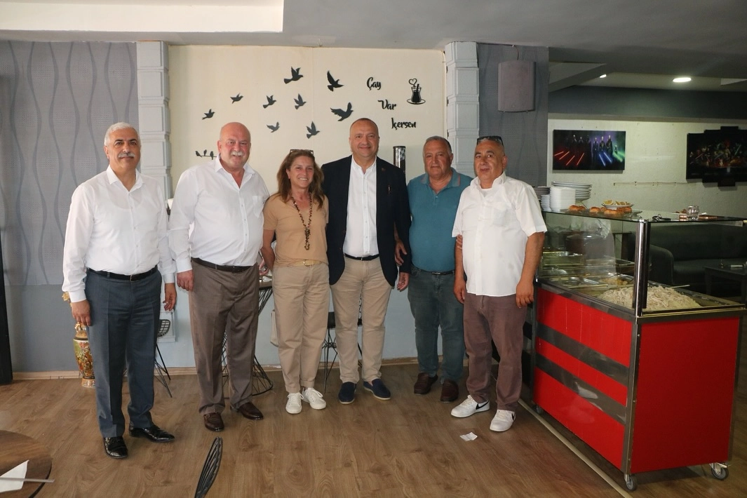 Çınarcık'ta Carbon Cafe Açıldı | Başkan Avni Kurt'dan Ziyaret