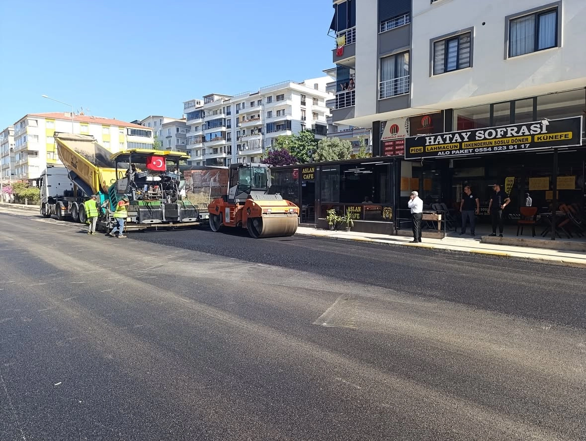 Çınarcık Belediyesi Mahallelere 6 Bin Ton Asfalt Müjdesi