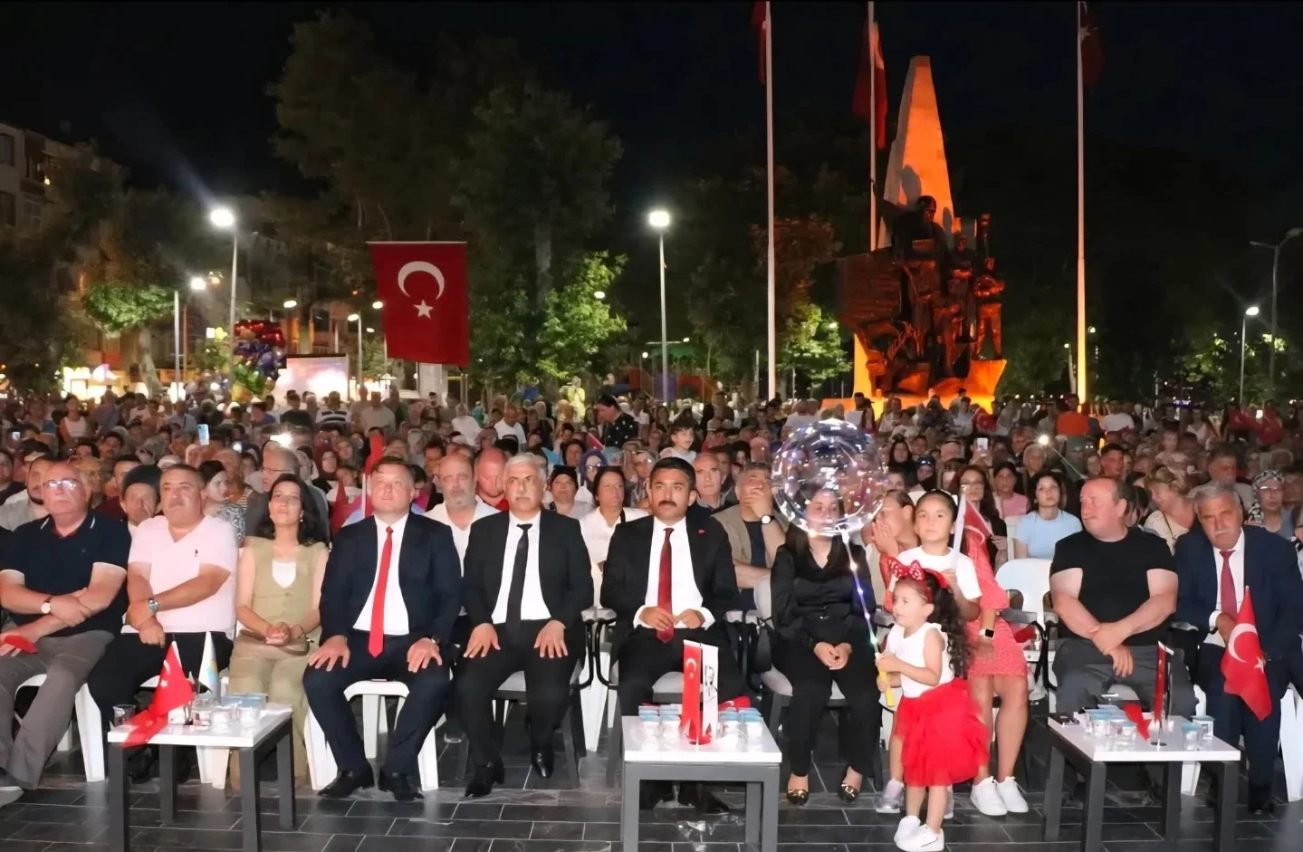 15 Temmuz Esenköy'de Coşkuyla Kutlandı | Milli Birlik Mesajları