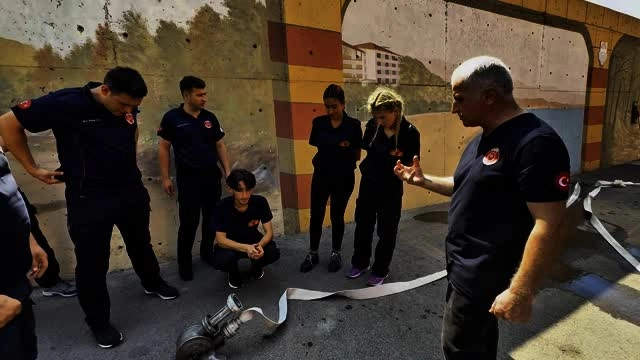 Yalova İtfaiyesi Ejektör Pompa Eğitimi ile Yangın Müdahalesi Güçleniyor