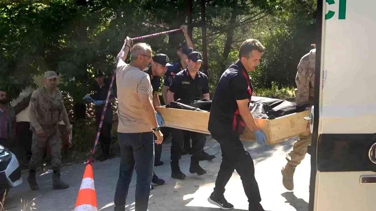 Yalova'da Miras Kavgası: Ağabey Kardeşi Pompalı Tüfekle Öldürdü