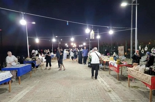 Esenköy Akşam Pazarı Açıldı: 50 Dükkanda Gece Alışverişi