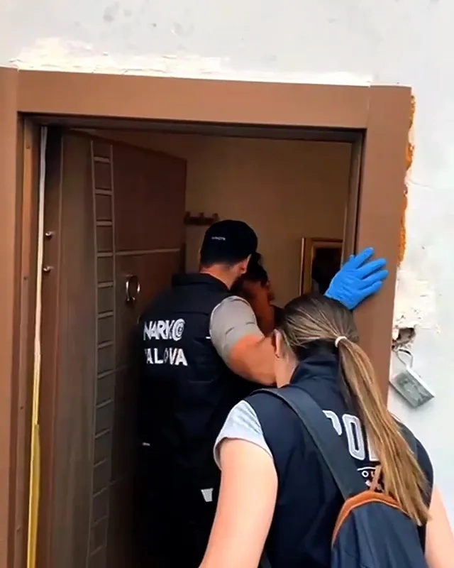 Yalova'da Uyuşturucu Operasyonu: 5 Tutuklama, Sentetik Kannabinoid Ele Geçirildi