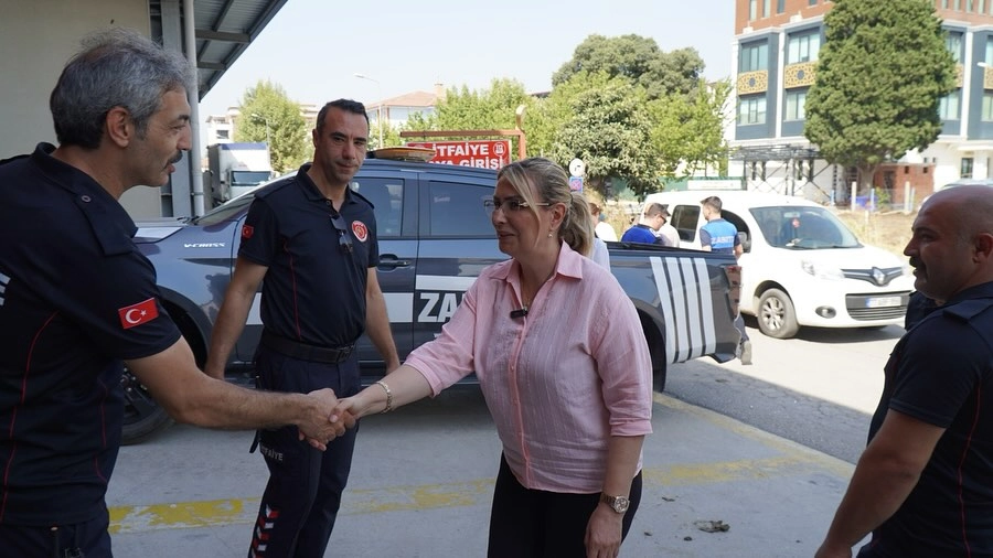 Altınova Belediyesi Bilecik ve Bursa Yangınlarına Destek Verdi