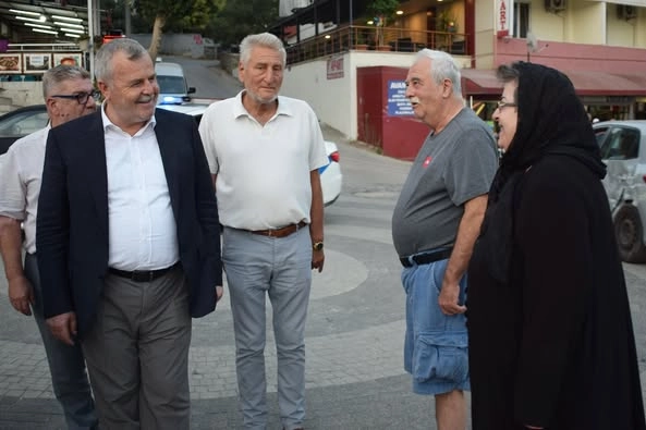 Armutlu'da Esnaf Ziyareti: Kaymakam ve Başkan Vatandaşlarla Buluştu