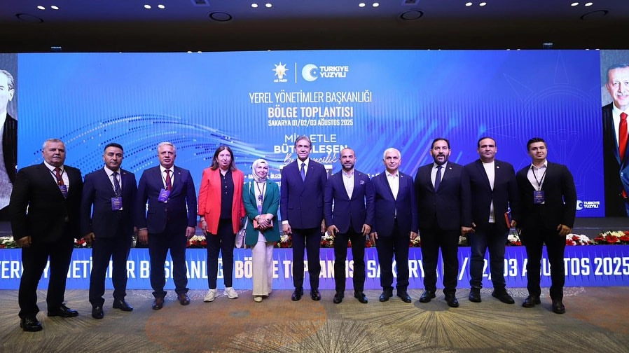 AK Parti Yerel Yönetimler Eğitim Programı Sakarya'da Tamamlandı