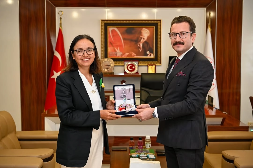 Vali Kaya'dan Yeni İdare Mahkemesi Başkanı'na Başarı Ziyareti