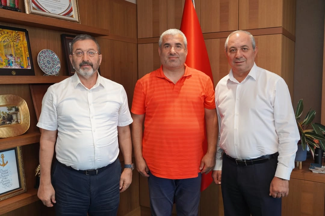 Yalova'da İstif Makineleri Desteği: Sanayi İşbirliği Güçleniyor