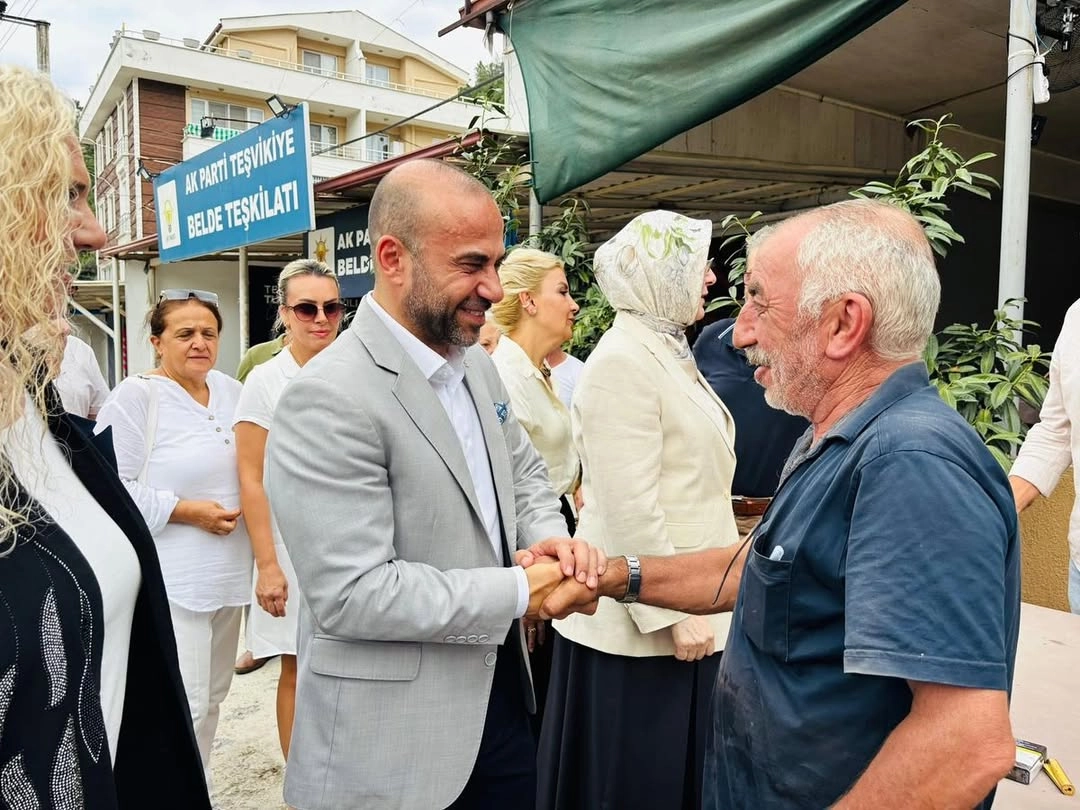 AK Parti Teşvikiye'de Esnaf ve Halkla Buluştu - Yalova Haberleri