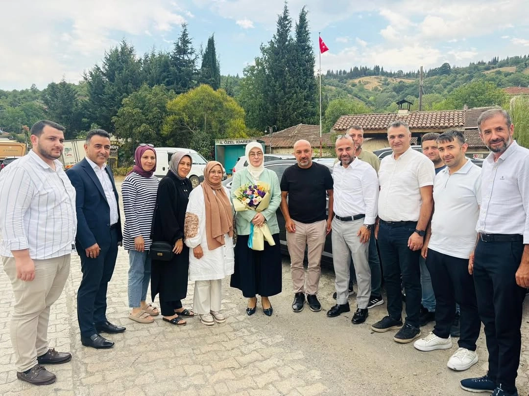 AK Parti Yalova'da Ayazma Mahallesi'nde Vatandaşlarla Buluştu