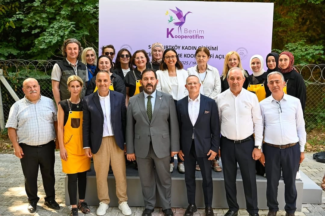 Yalova Valisi Kaya, Kurtköy Kadın Kooperatifi Açılışını Yaptı