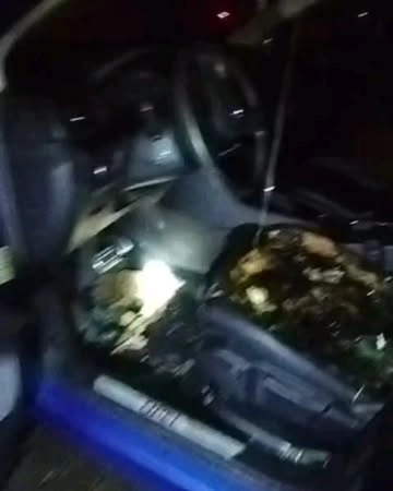 Yalova Vergi Dairesi'nde Araç Kundaklama: İtfaiye Hızlı Müdahale Etti