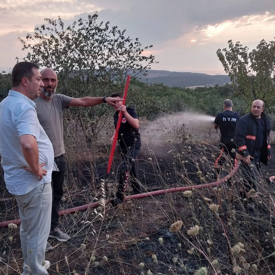 Subaşı'nda Yangın: İtfaiye Ekipleri Hızlı Müdahale ile Felaketi Önledi
