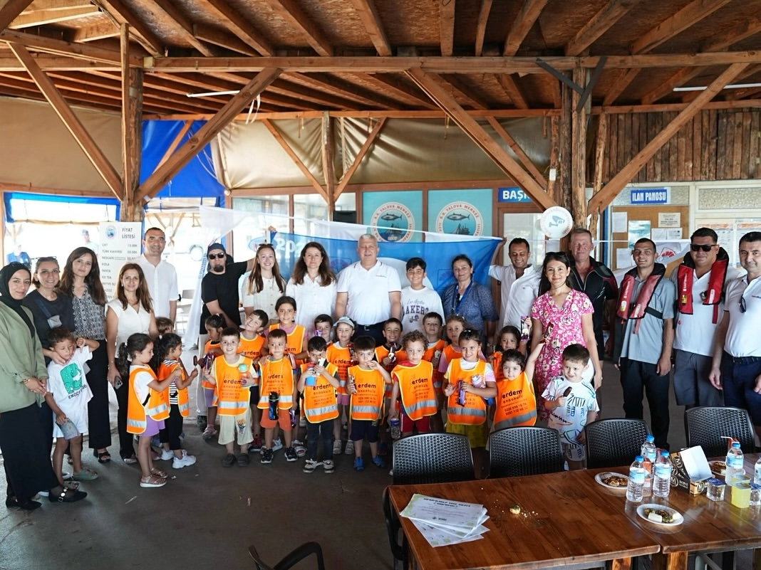 Yalova'da Deniz Kirliliği Farkındalık Eğitimi: Çocuklar Mavi Yarınlar İçin