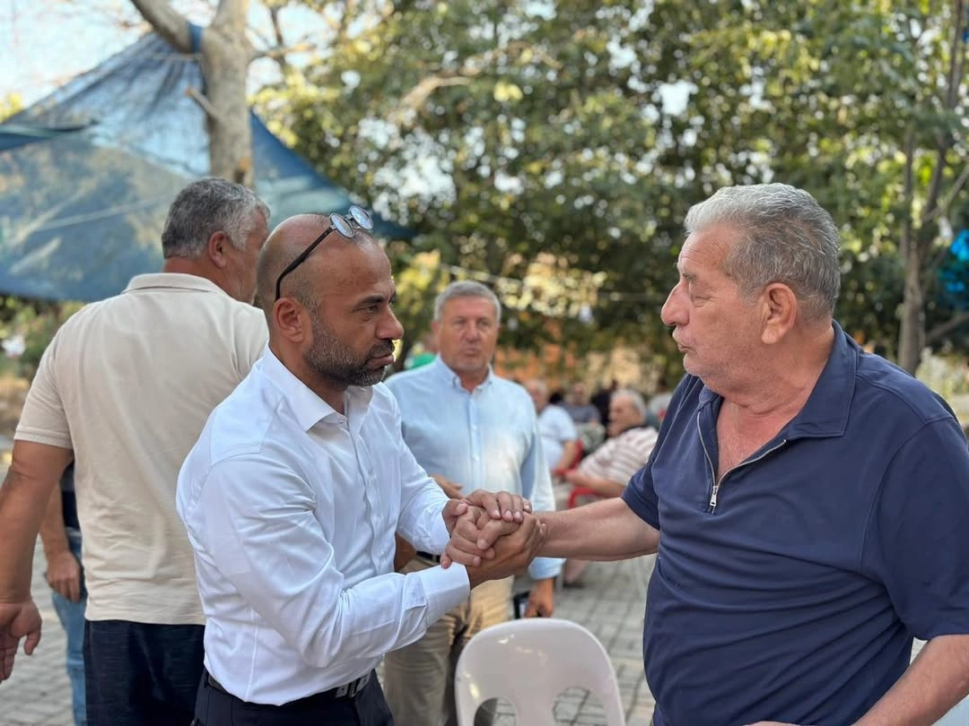 AK Parti Yalova Armutlu'da Köy Sorunlarını Yerinde Dinledi