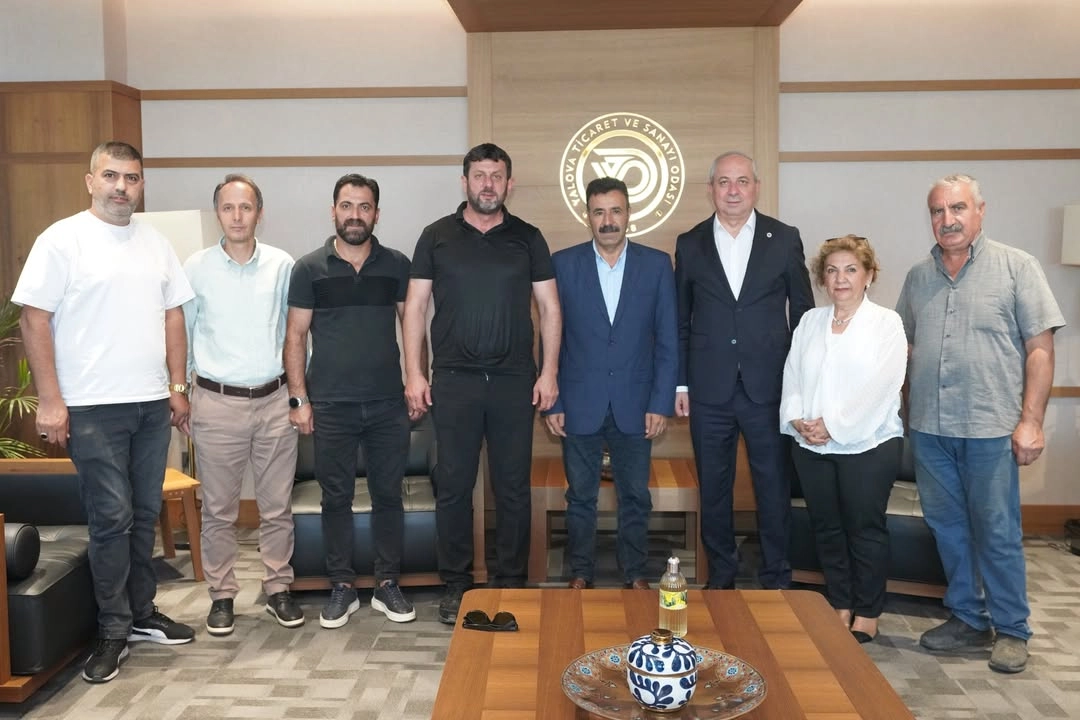 Yalova Ağrılılar Derneği YTSO ile İşbirliği Görüşmesi Yaptı