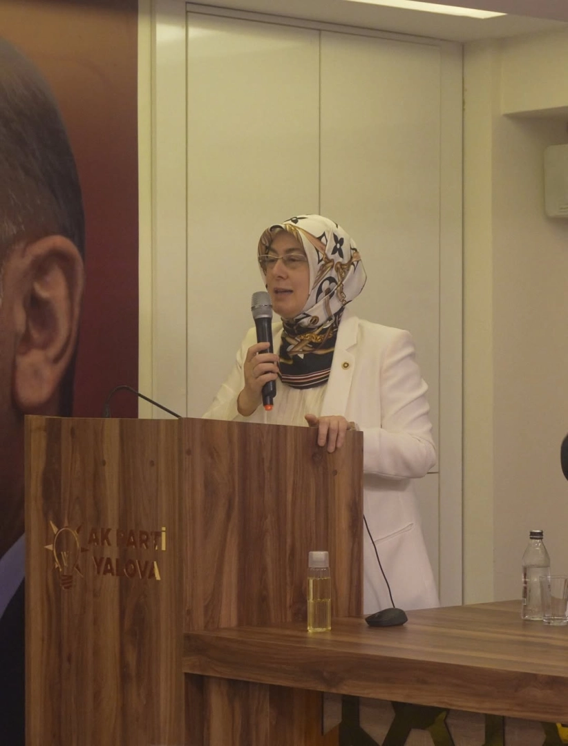 Yalova'da Yeşil Kalkınma ve Nikah Töreni: Çevre Politikaları Masaya Yatırıldı
