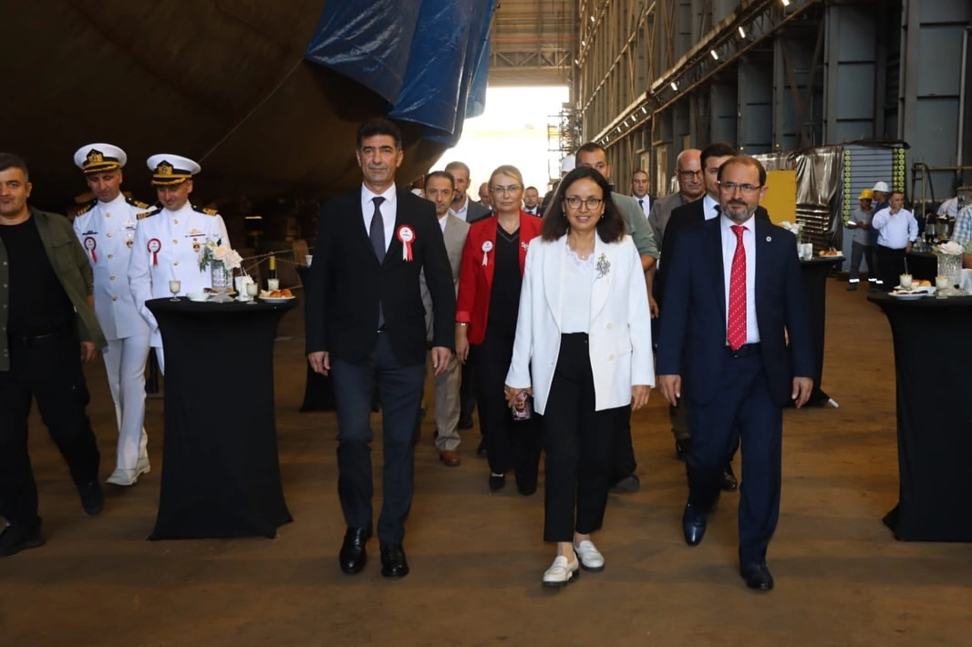TCG İÇEL Fırkateyni Denize İndirildi: Yalova'dan Törenle Uğurlandı
