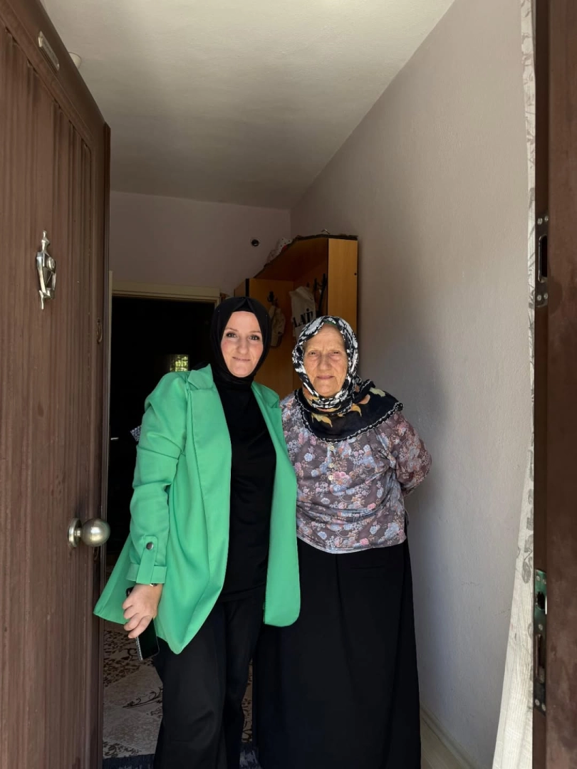 Termal Belediyesi Mevlit Kandili'nde Yaşlıları Ziyaret Etti