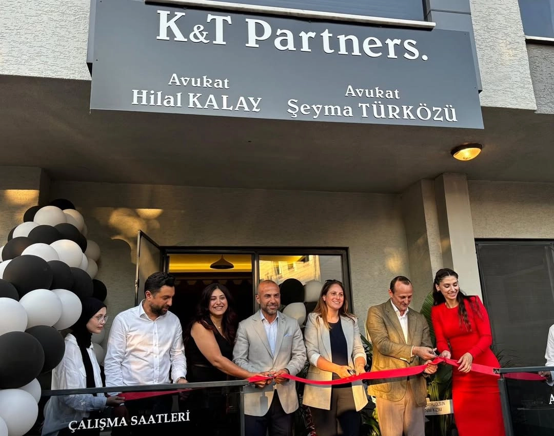 AK Parti Yalova Başkanı Güçlü, Avukat Türközü ve Kalay Ofis Açılışında