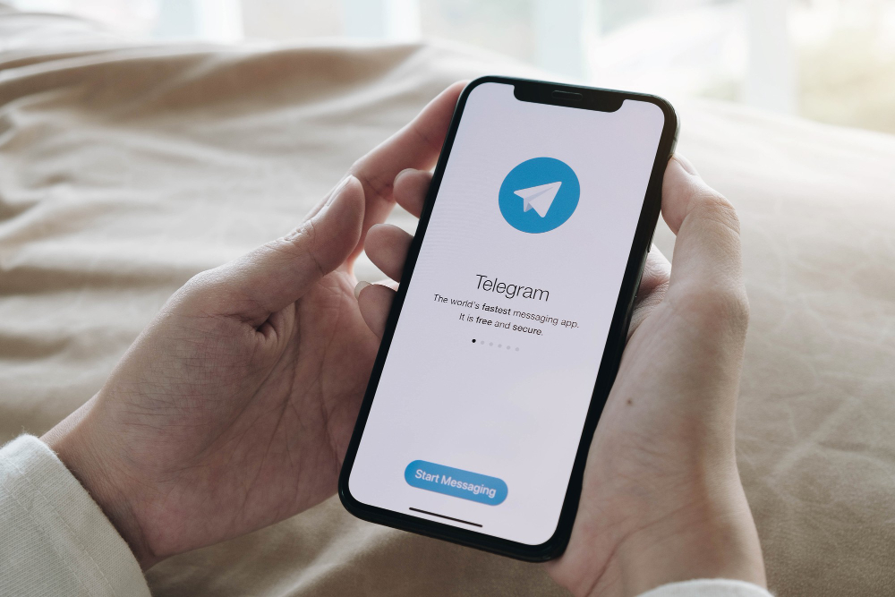 Apple, Telegram'ı App Store'dan Kısa Süreliğine Kaldırdı