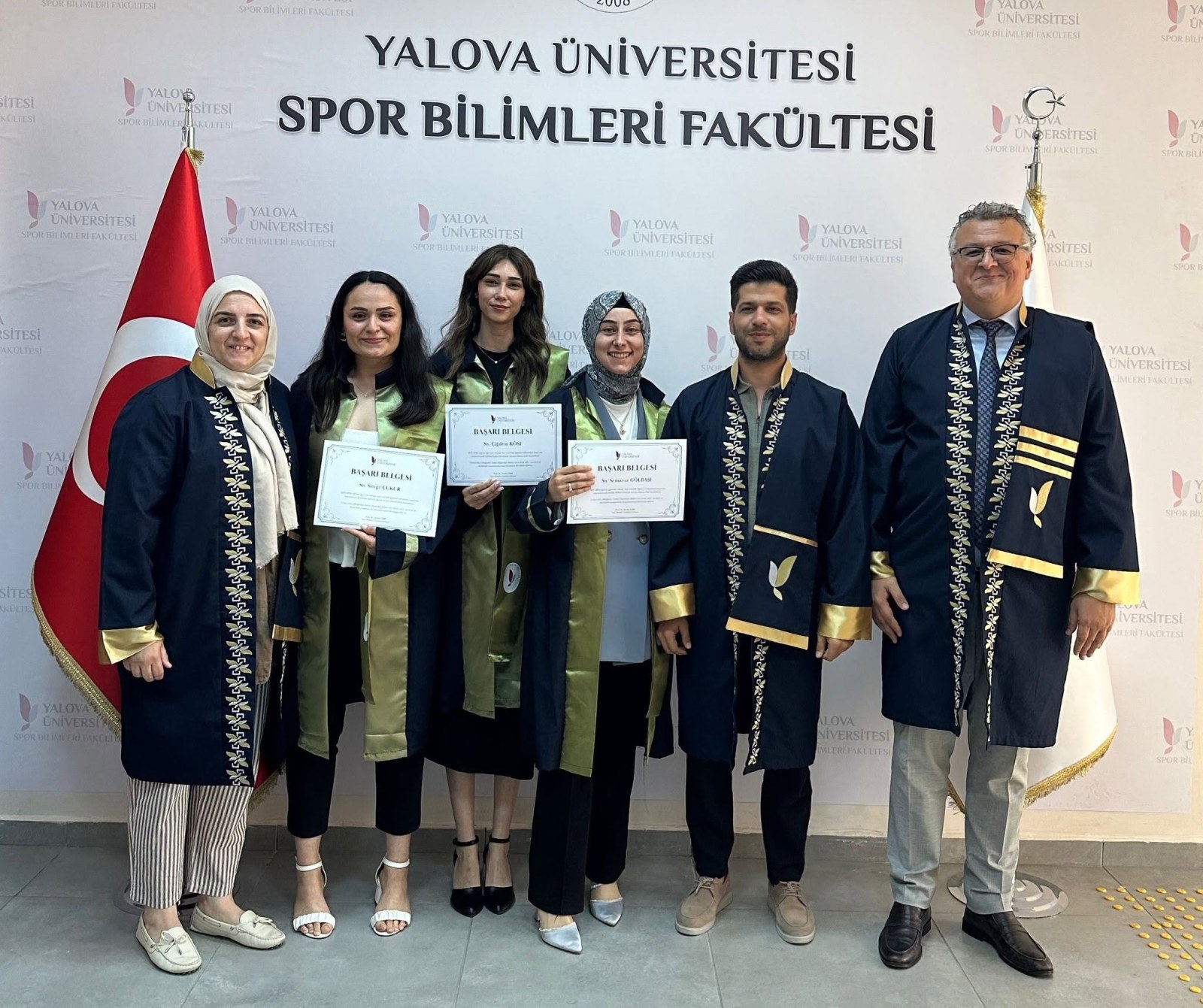 Yalova Üniversitesi'nde Gurur Günü: Dereceye Giren Spor Mezunları Ödüllendirildi! - Galeri
