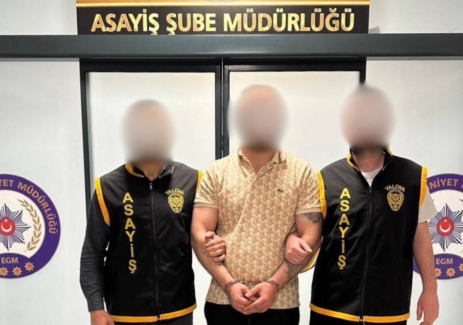 Yalova’da 24 Yıl Cezası Bulunan Cezaevi Firarisi Gizli Bölmede Yakalandı - Galeri
