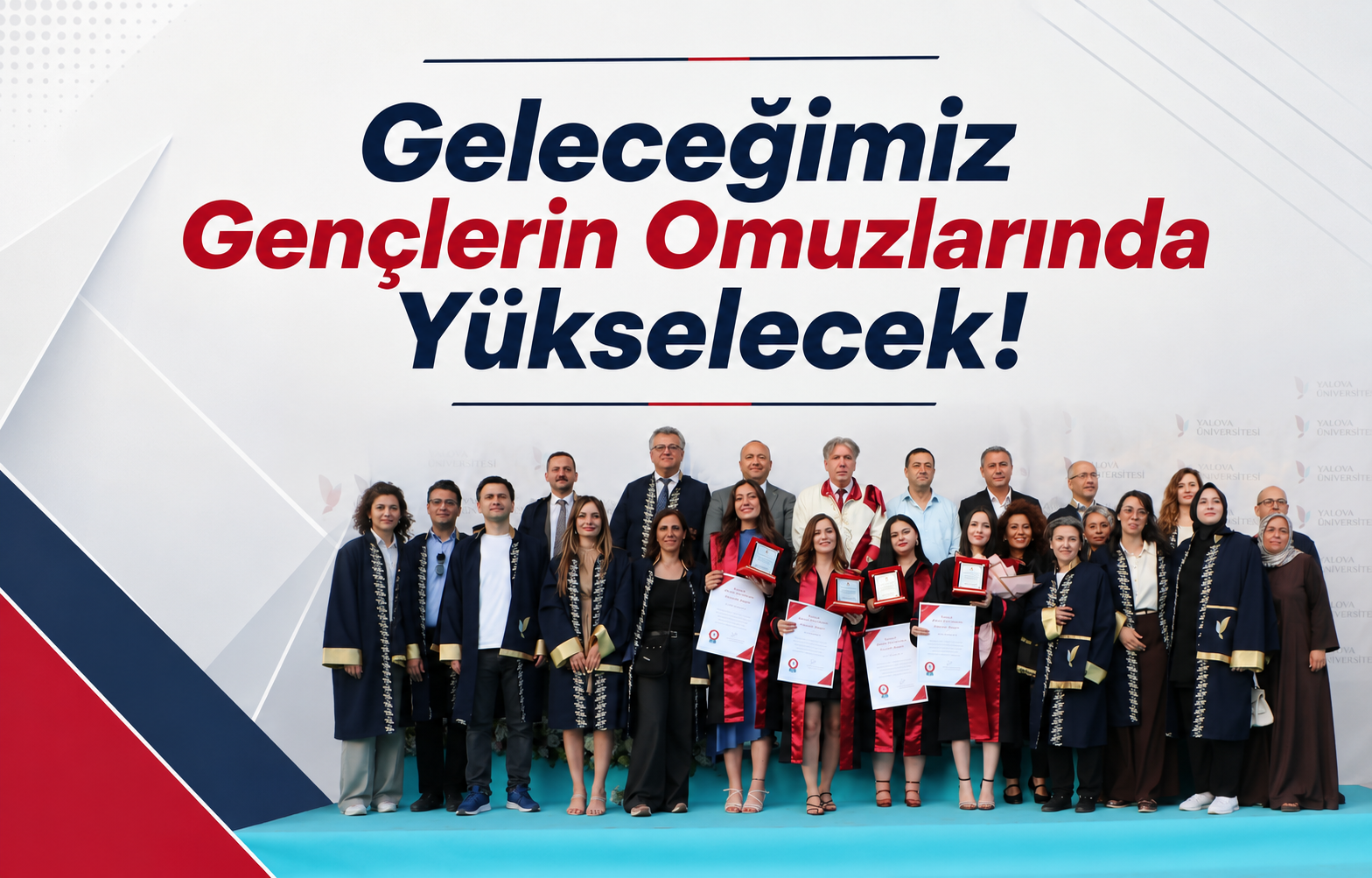 Çınarcık Belediye Başkanı Avni Kurt, Mezuniyet Coşkusuna Ortak Oldu: