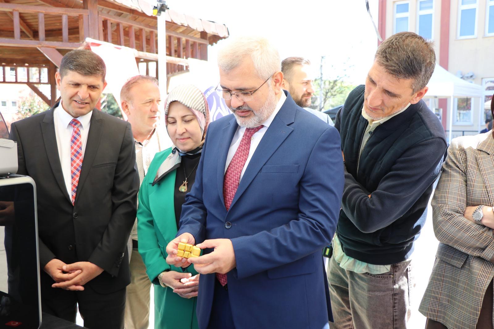 Teknolojiye Genç Dokunuş
