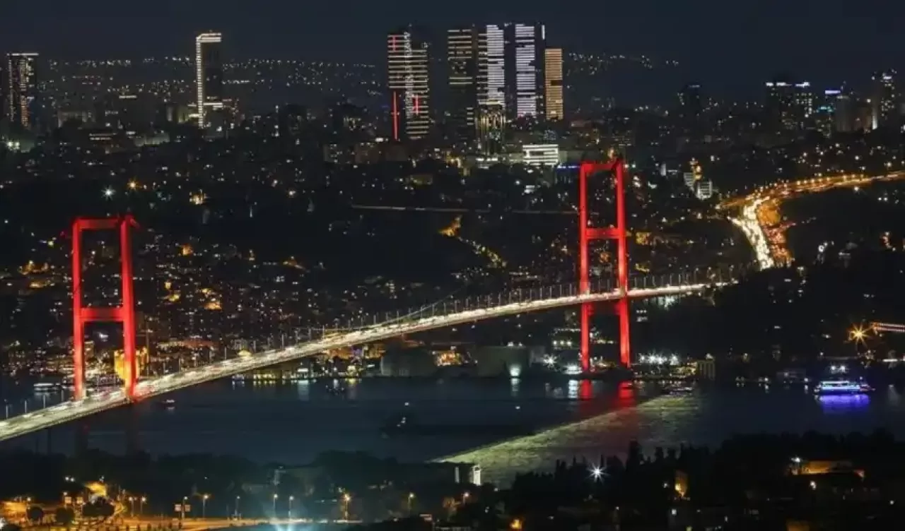 15 Temmuz Şehitler Köprüsü'nde Gece Mesaisi