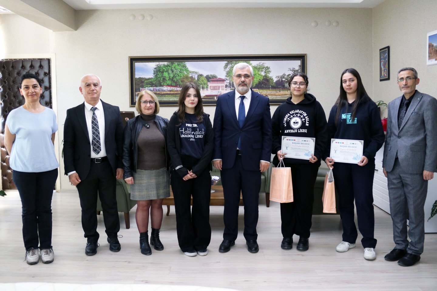“Türk Dünyası Sözcükleri” Yarışmasında Ödüller Sahiplerini Buldu
