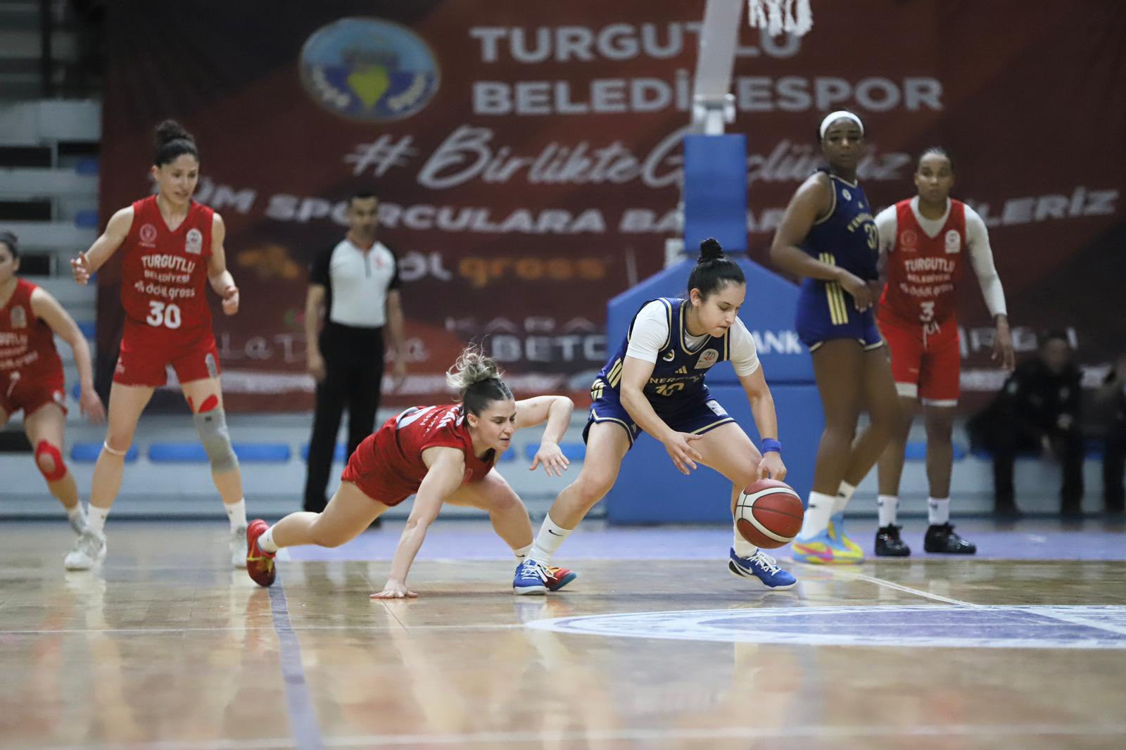 Yalova VİP’i Eleyen Turgutlu, Finalde Kırklareli ile Karşılaşacak