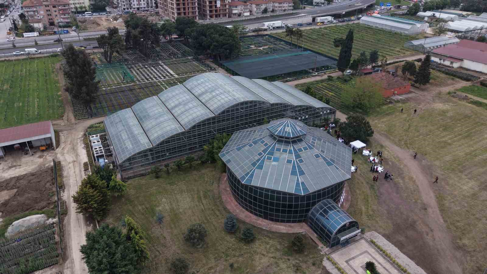 Yalova’da Çiçekçilik Şahlanıyor: Bakan Yumaklı Türkiye Geofit Bahçesi’nden Dünyaya Seslendi