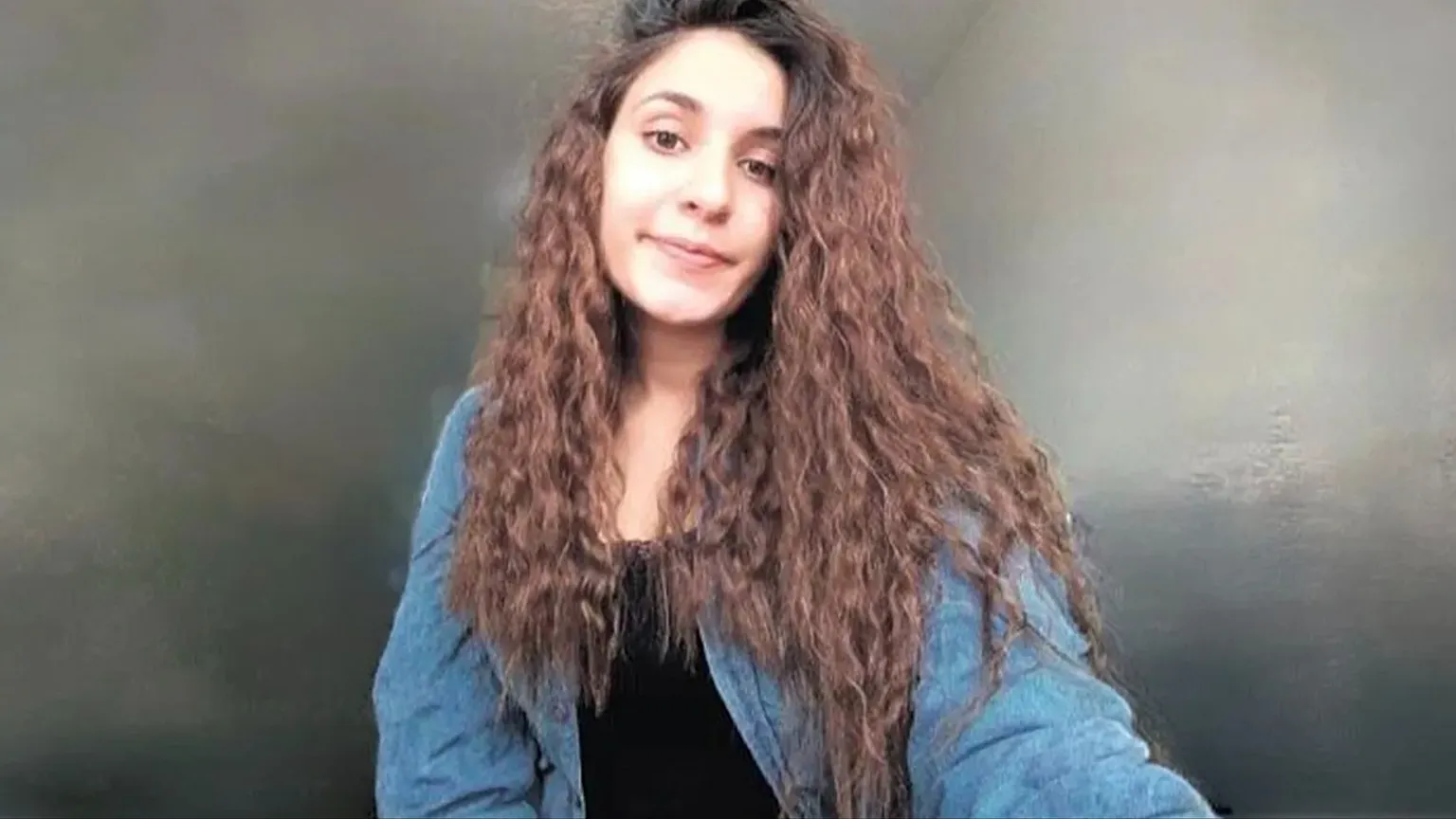 Vali ve Oğlundan Sonra Anne de Dosyada
