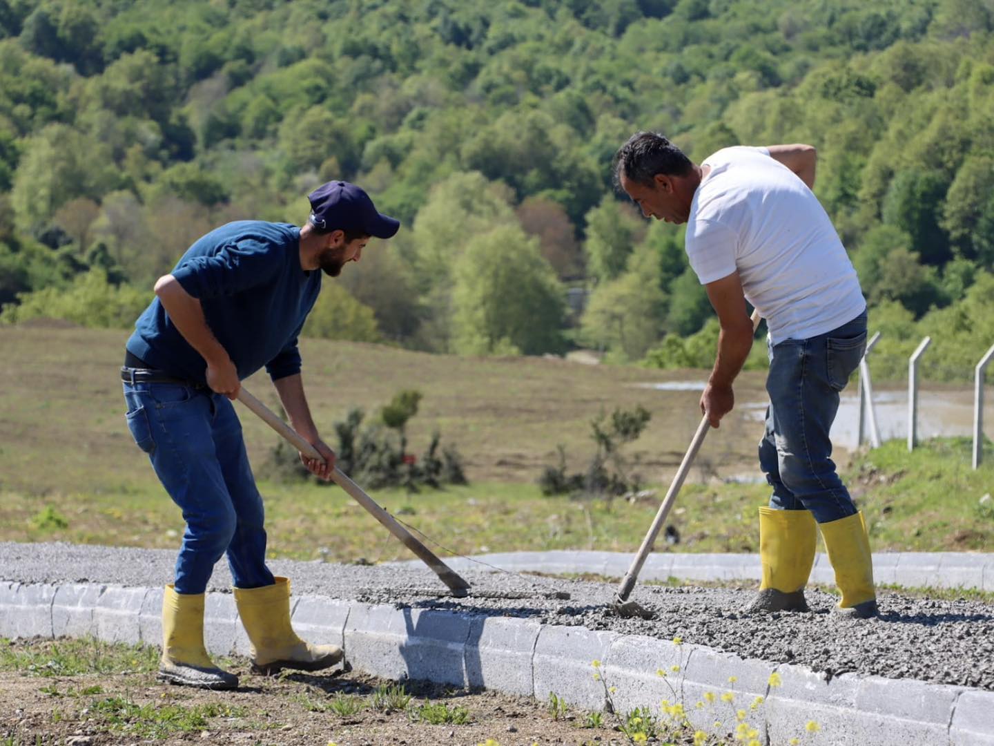 Yalova’da Her Noktada Yoğun Mesai