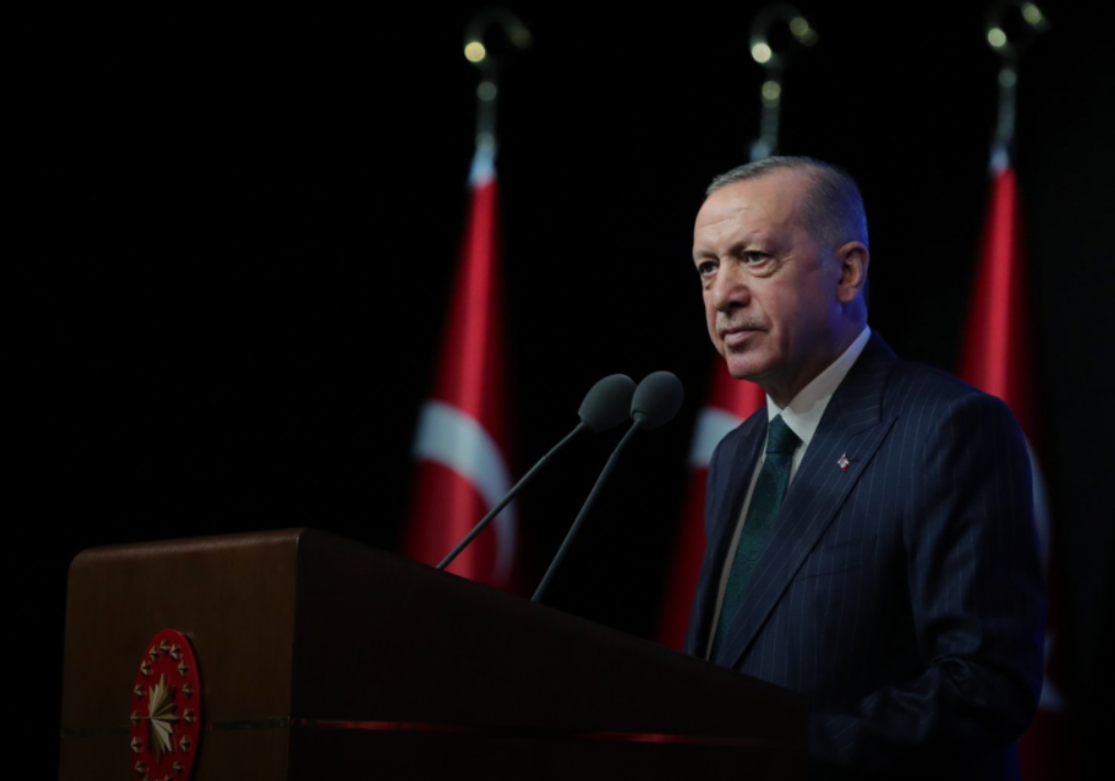 Erdoğan ve Yılmaz, Katar'ın eski Emiri Şeyh Hamad bin Halife Al Sani için taziye mesajı yayımladı