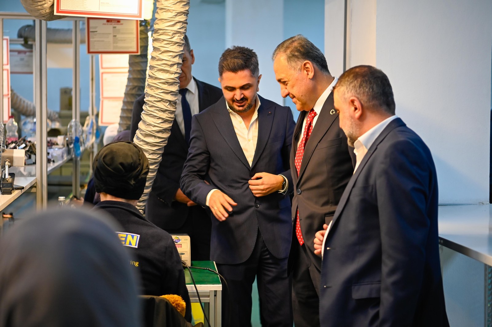 Vali Usta’dan 1 Mayıs Ziyareti