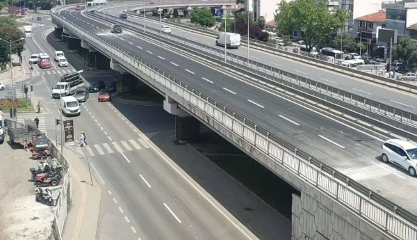 Yalova Trafiğinde Rahatlama: Tonami Meydanı Köprülü Kavşağı Söz Verilen Saatte Açıldı - Galeri