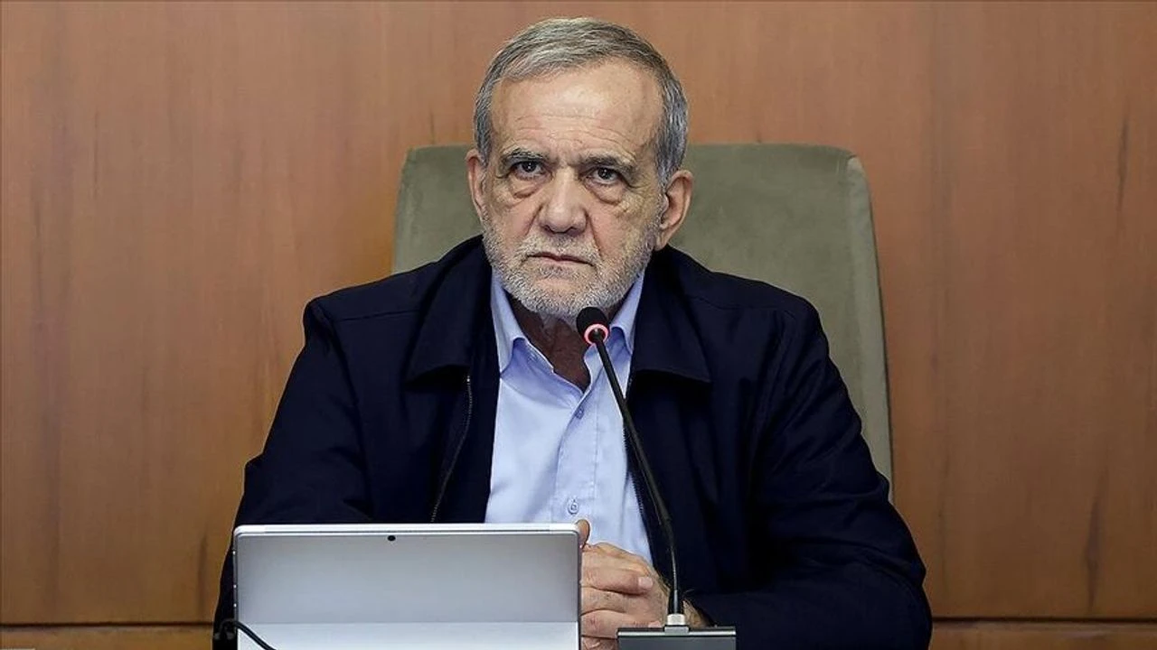 İran Cumhurbaşkanı Pezeşkiyan'dan Şok İstifa Çıkışı