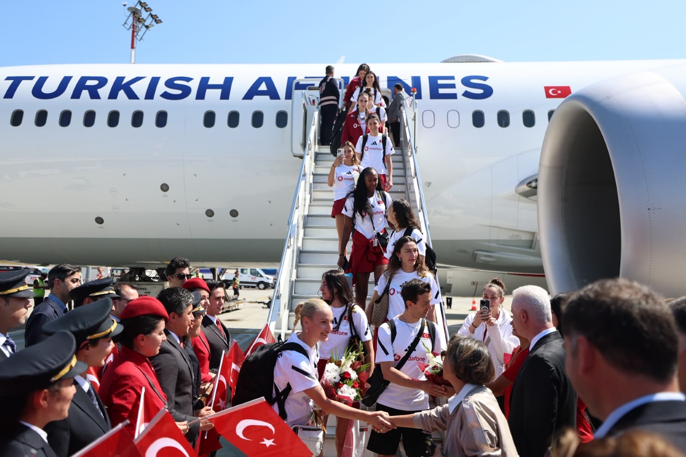 Şampiyon Sultanlar Yurda Döndü