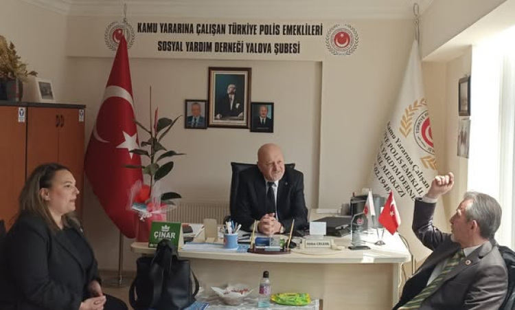 CHP Yalova Heyeti Polis Emeklileriyle Bir Araya Geldi