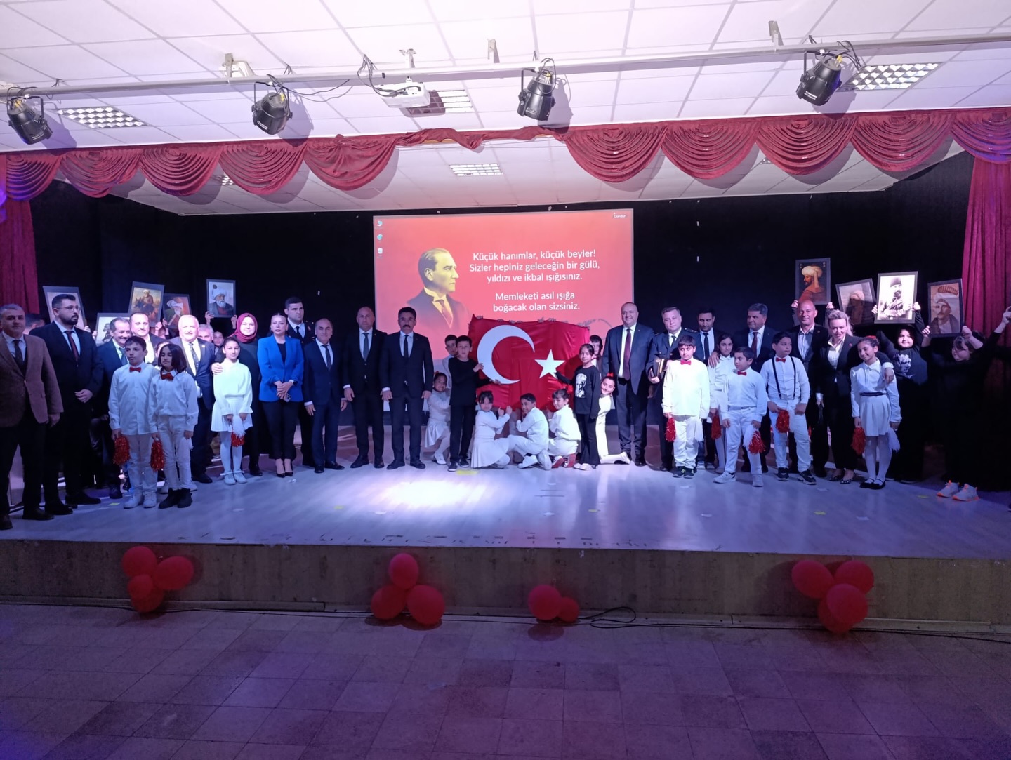 Çınarcık’ta 23 Nisan Coşkusu Zirve Yaptı