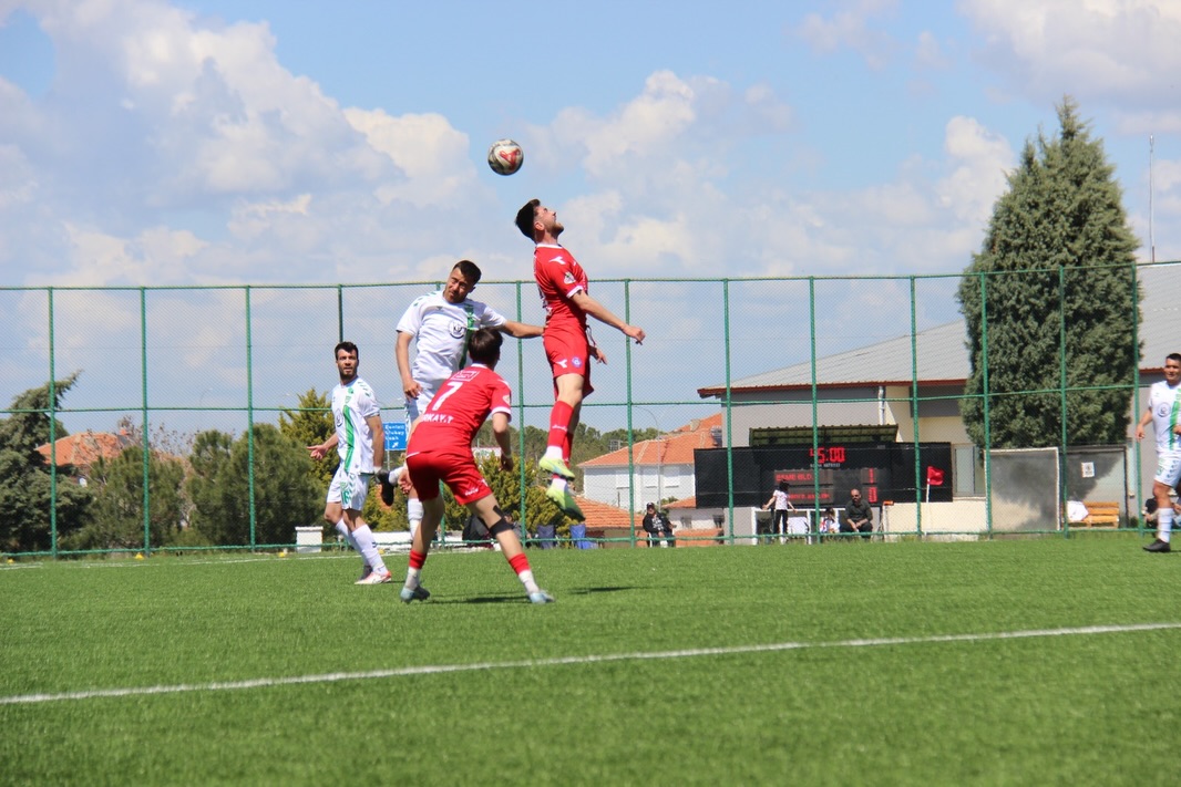 TFF 3. Lig Yolunda Büyük Randevu: Bölgesel Amatör Lig'de Play-Off Heyecanı Başlıyor